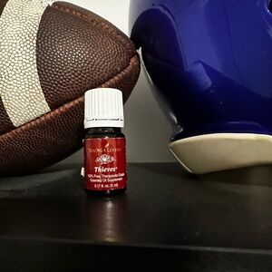 Young Living Thieves Essential Oil Red